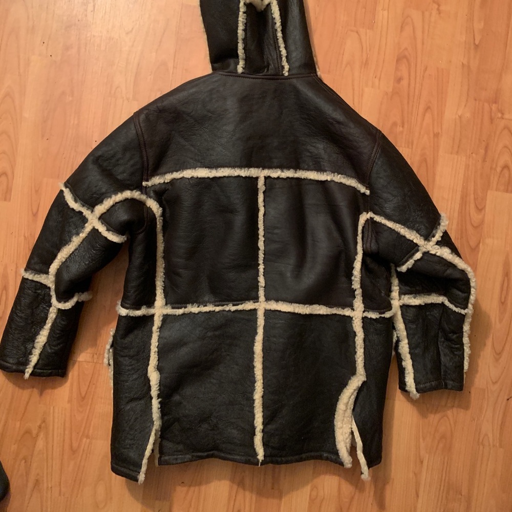 Authentic 100% heavy Shearling - Picture 9 of 14